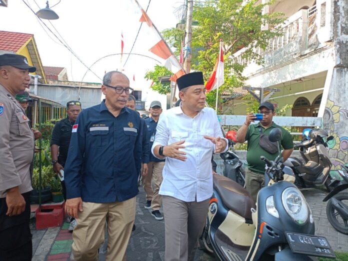 Walikota Eri Cahyadi dan Dirjen Migas Bantu Penyelesaian Keluhan Warga Kampung Lontong