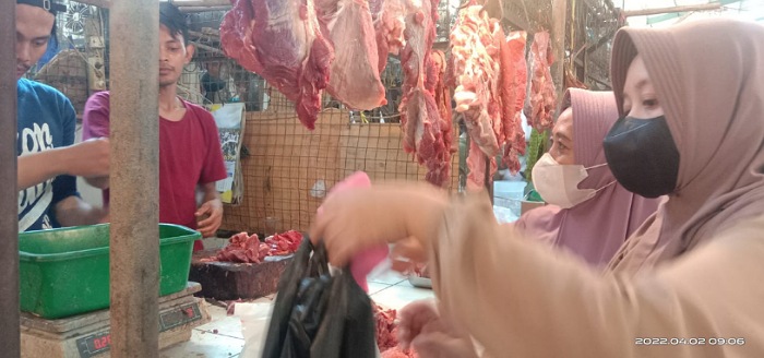 Pasar Parungkuda Sukabumi Ramai Pembeli