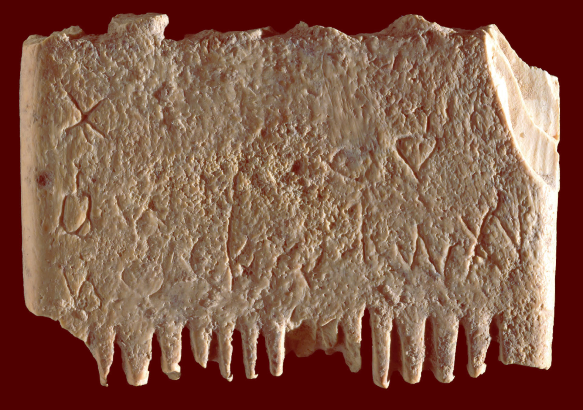 Penemuan Sisir Gading Berusia 3700 Tahun di Kebudayaan Kanaan
